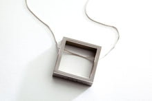 BOX TITANIUM